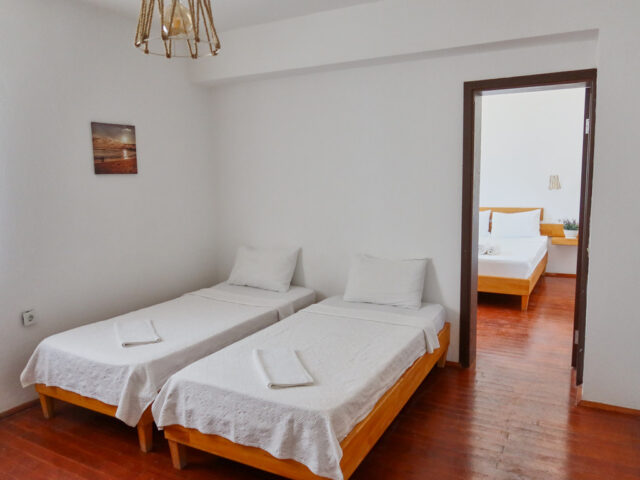 Lefkofris-Otel-Bozcaada-Standart-Odalar (10)